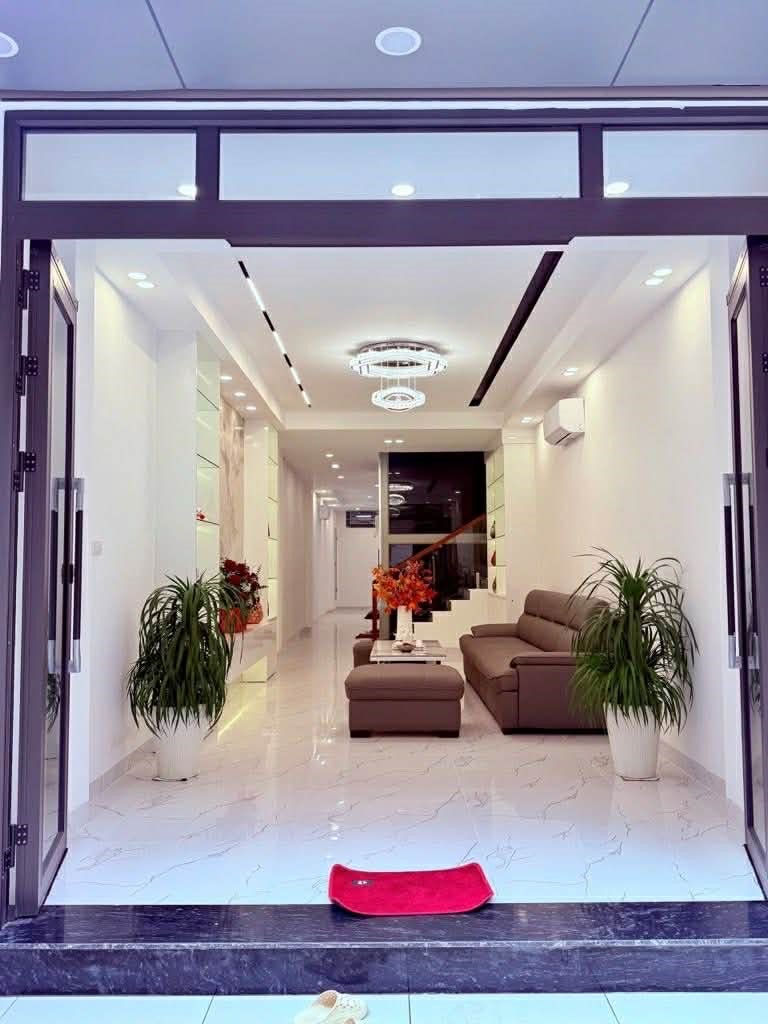 B.Á.N NHÀ HOÀNG CẦU 80m2 x 7T THANG MÁY_Ô TÔ NGÕ THÔNG_GẦN PHỐ_NHÀ MỚI ĐẸP_hơn 25 tỷ